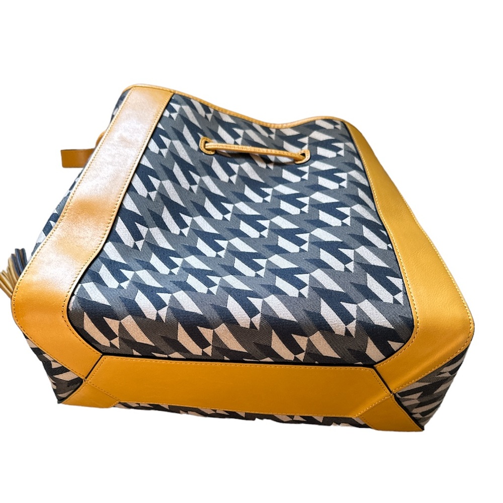 Mulberry Millie Tote - Picture 7 of 12